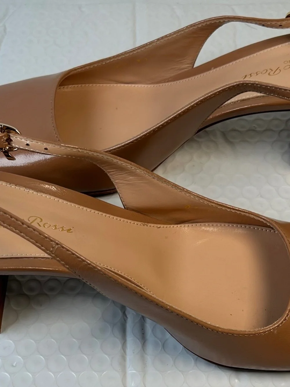 Gianvito Rossi solid cracks